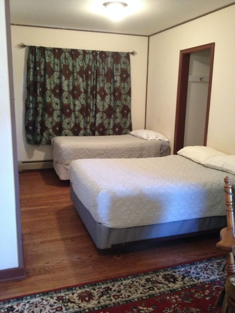 Riverdale Inn - photo 20