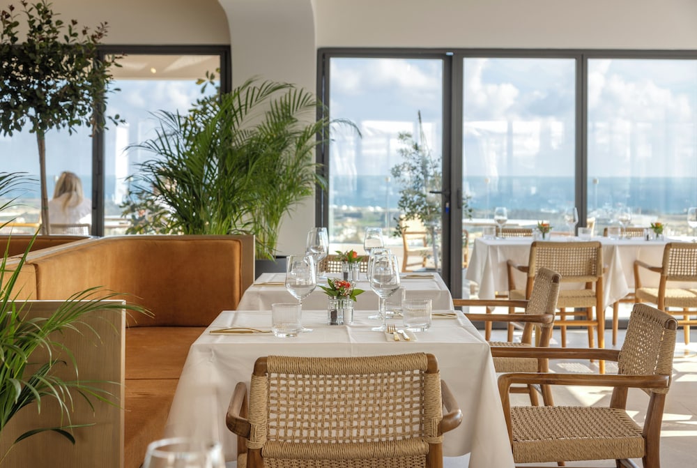 מזון ומשקאות