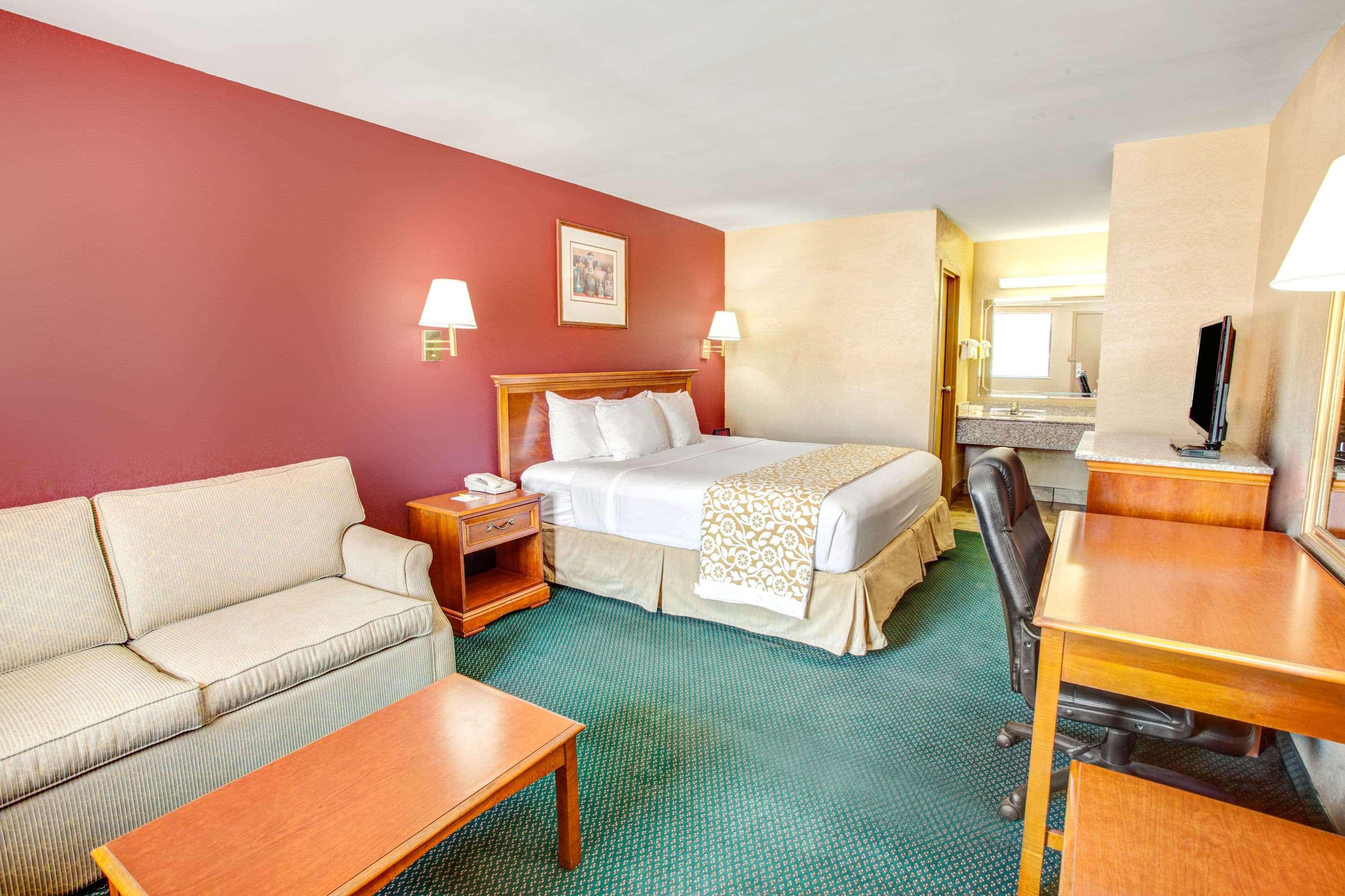 Days Inn by Wyndham Kennesaw - photo 10