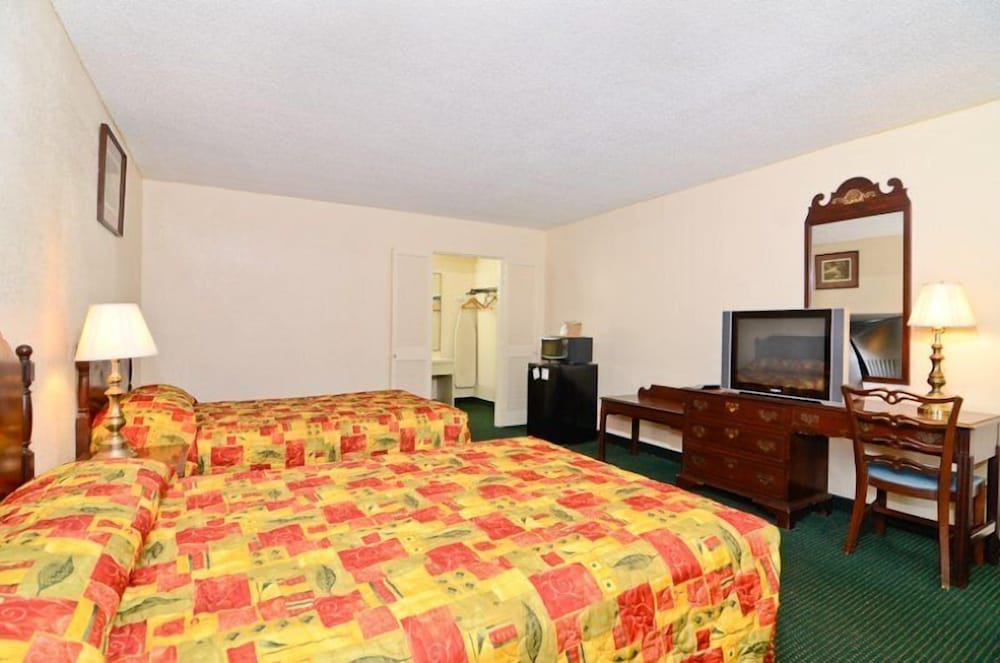 Motel 6 Sandersville GA - photo 17