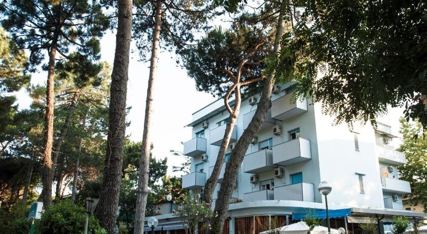 Hotel Capri - carbon neutral hotel in Milano Marittima