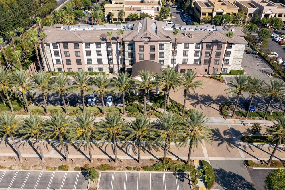 Country Inn & Suites by Radisson Ontario at Ontario Mills CA - photo 97
