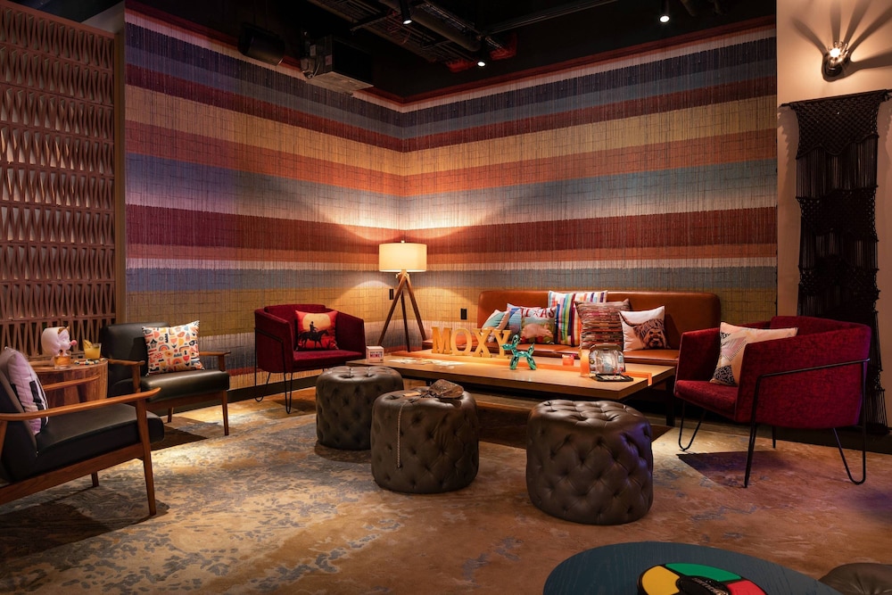 Moxy Austin University - photo 3