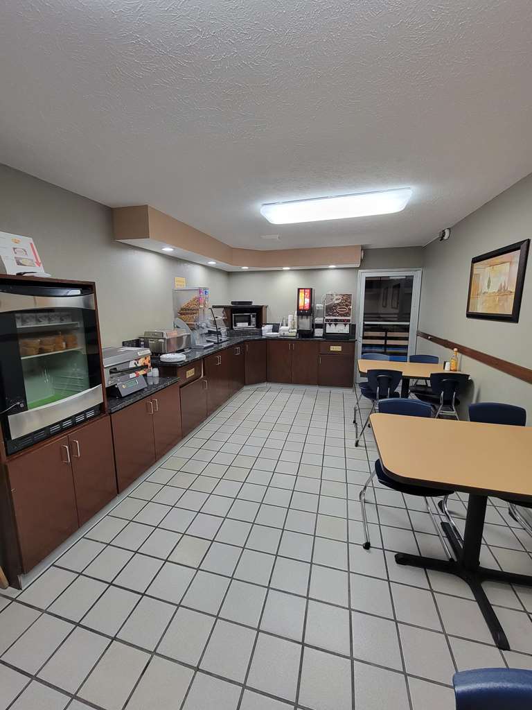 SureStay Plus Hotel by Best Western Grand Island - photo 4