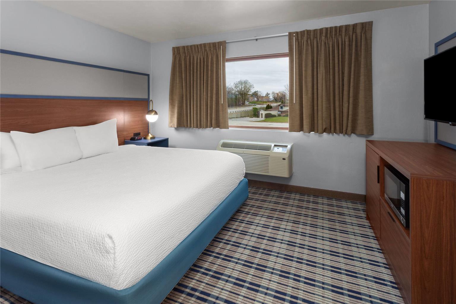 AmericInn by Wyndham Green Bay West - photo 21