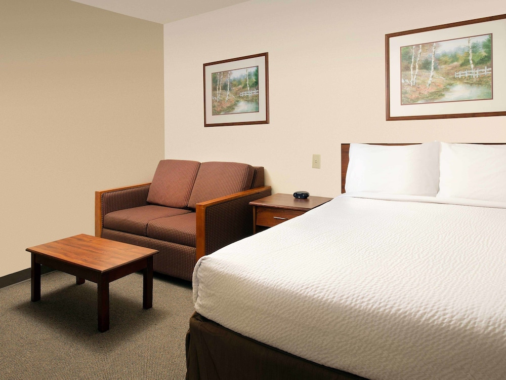 WoodSpring Suites Fort Worth Fossil Creek - photo 10