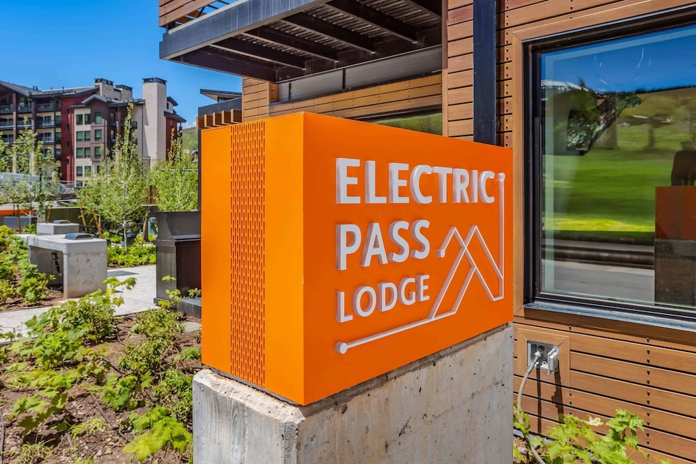 Electric Pass Lodge by Snowmass Vacation — 4-Star Luxury Hotel in Snowmass Village, United States