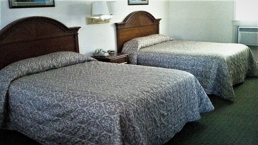The Towne Motel - photo 8