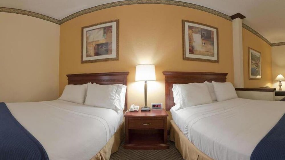 Holiday Inn Express Hotel & Suites Jacksonville South by IHG - photo 16