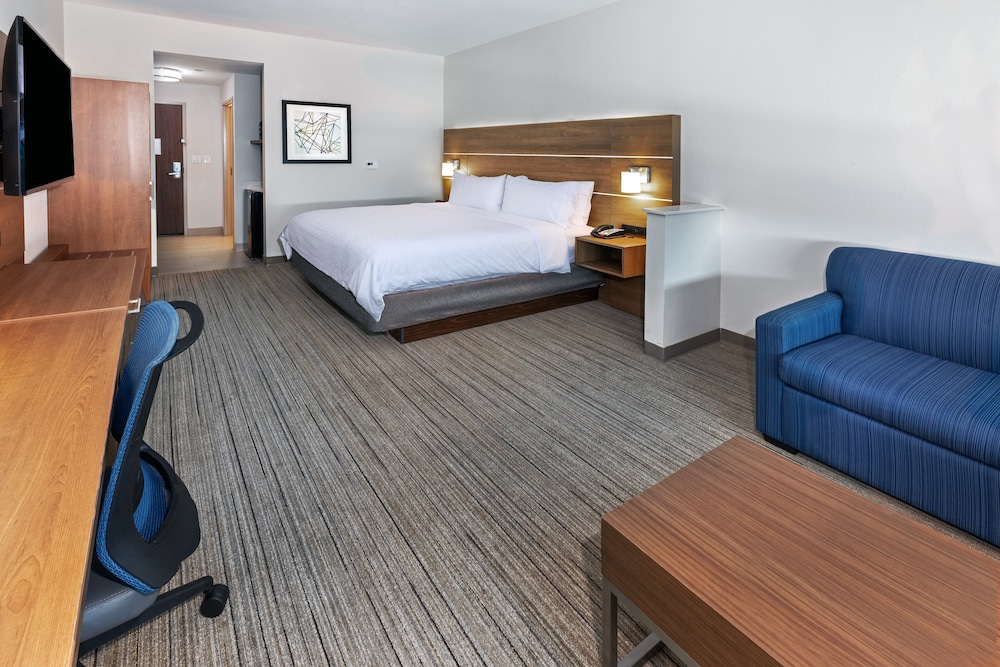 Holiday Inn Express & Suites Stafford NW Sugar Land by IHG - photo 16