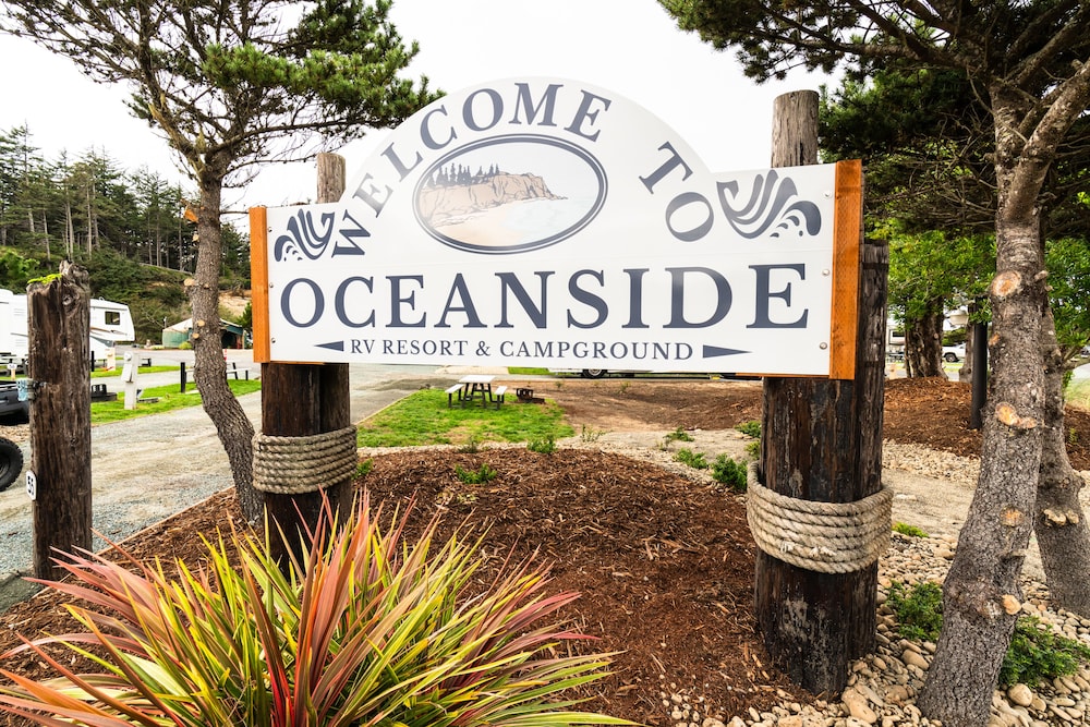 Oceanside Beachfront RV Resort - photo 2