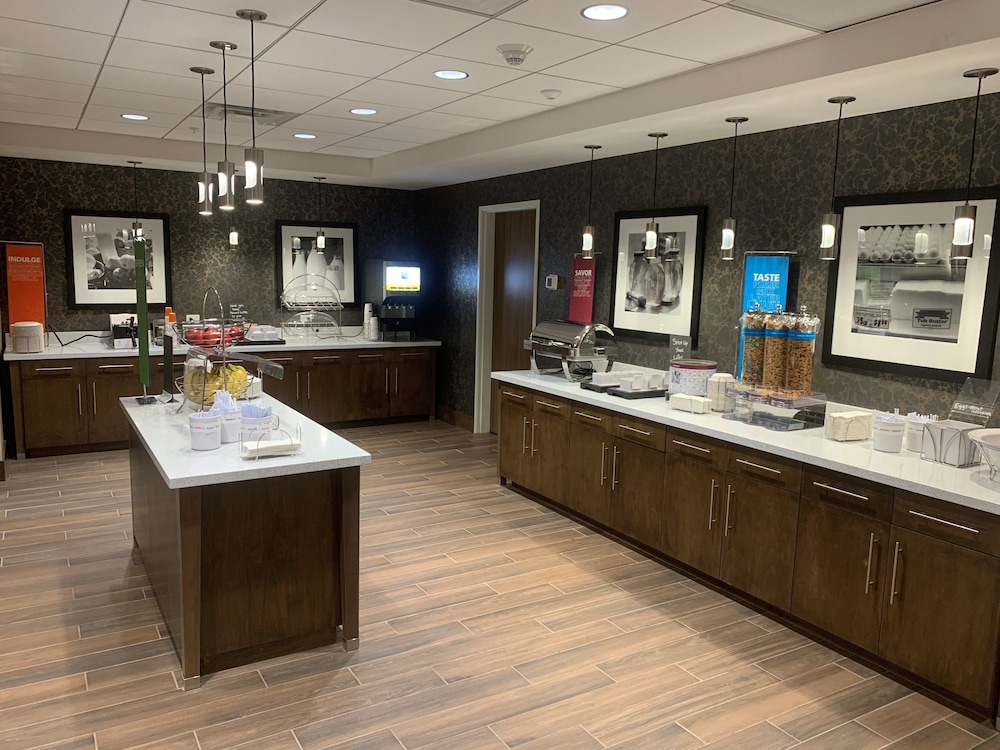 Hampton Inn Arvin Tejon Ranch - photo 39