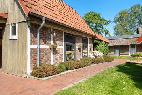 Haus Schöneck — 4-Star Luxury Hotel in Otterndorf, Germany