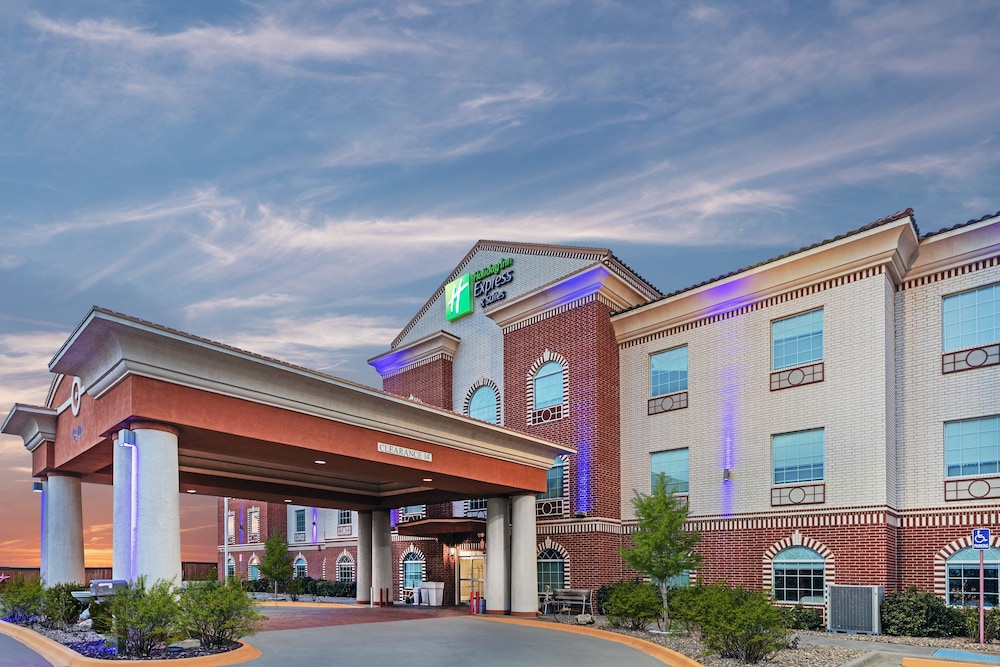 Holiday Inn Express & Suites East Amarillo - photo 38