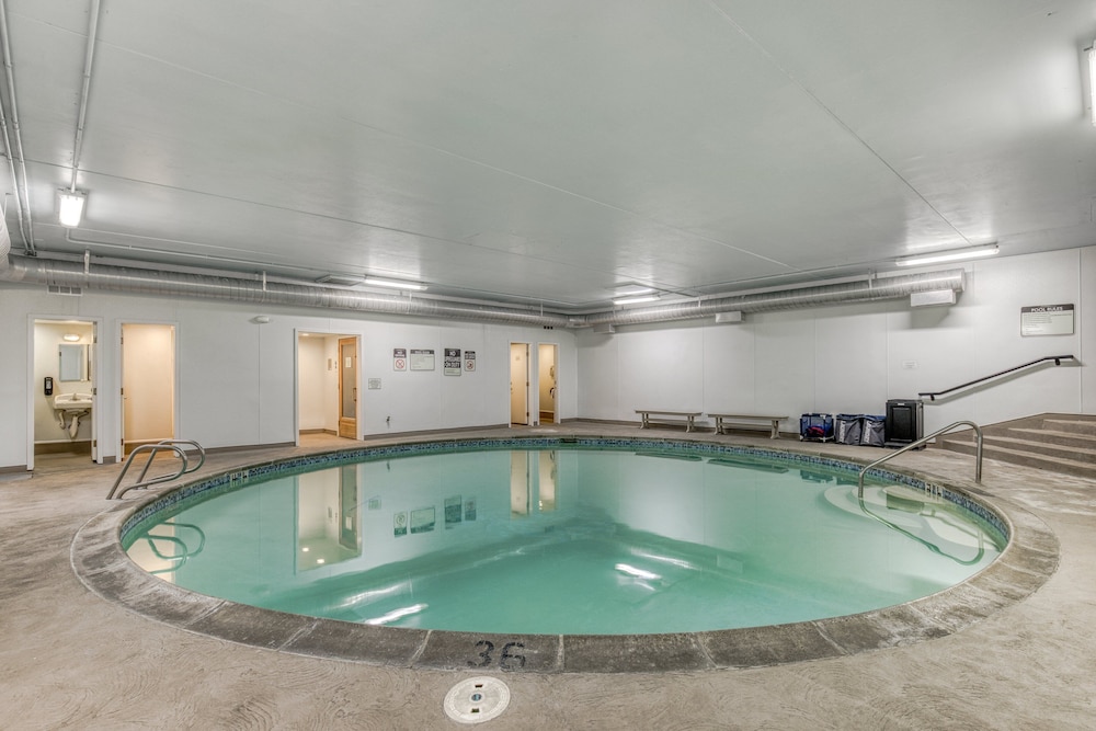 Sand & Sea Resort Condominiums - photo 951