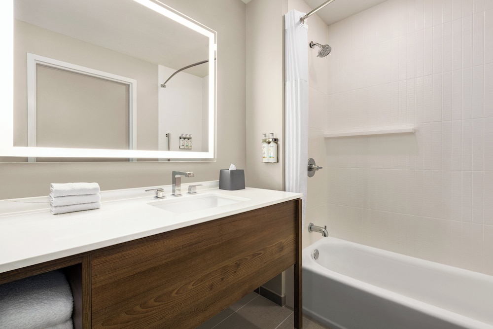 Staybridge Suites Miamisburg by IHG - photo 16