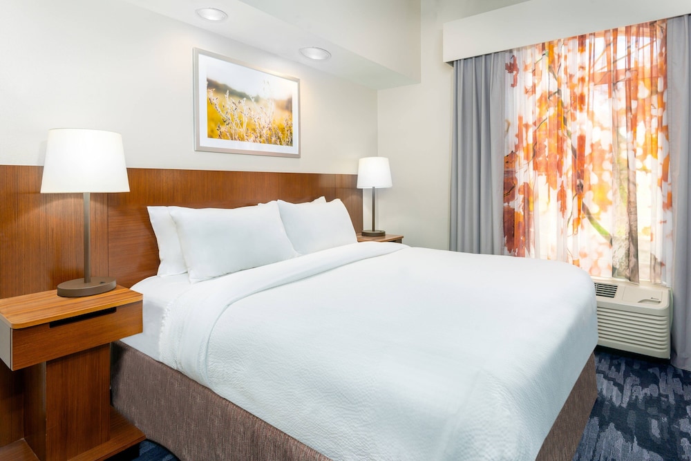 Fairfield Inn & Suites by Marriott Clearwater - photo 13