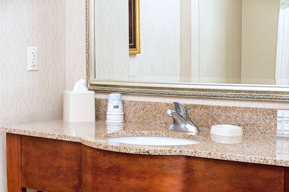 Hampton Inn Littleton - photo 25