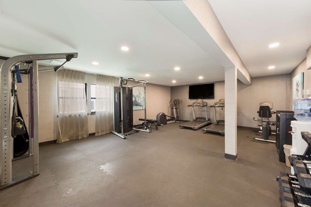 Best Western Fishkill Inn & Suites - photo 9