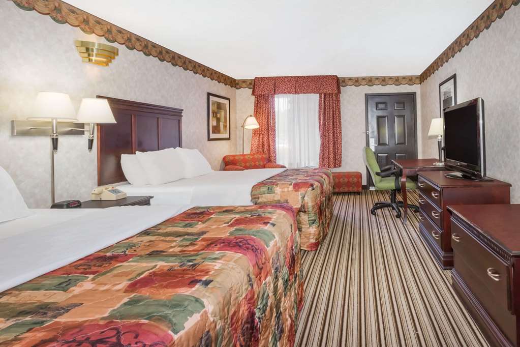 Days Inn by Wyndham Oneonta AL - photo 6