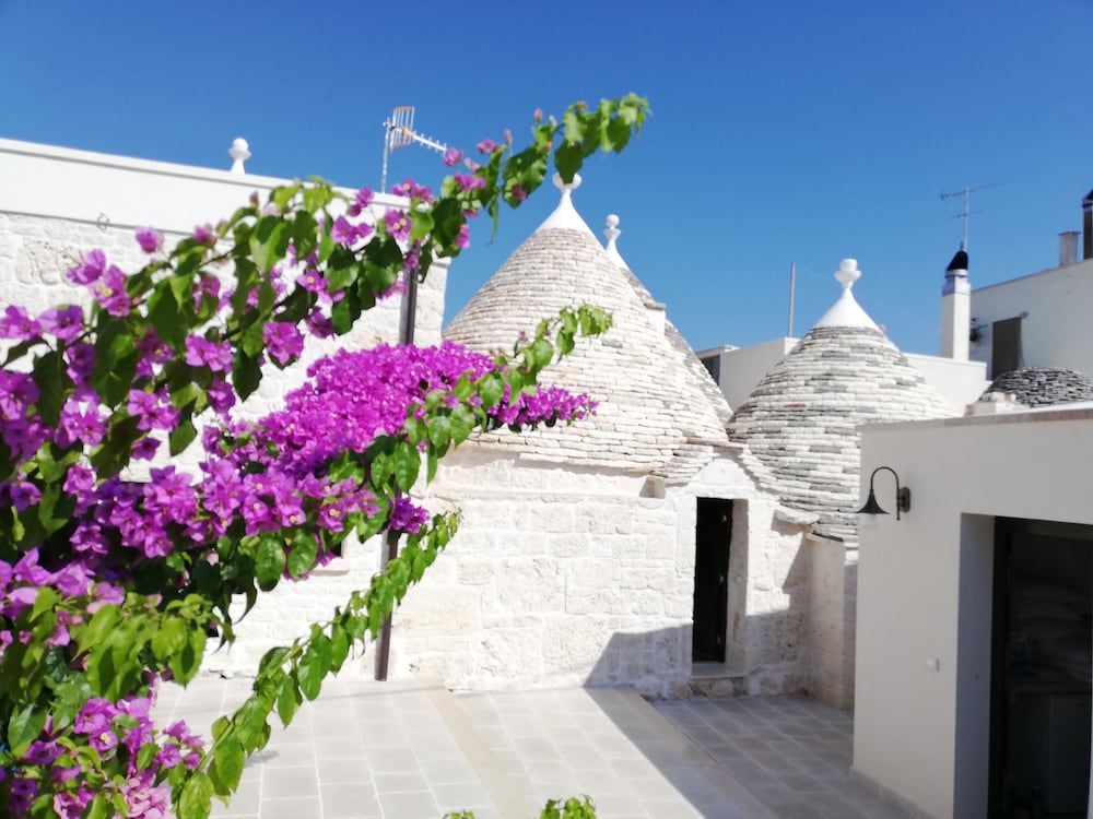 Trulli bbalberobello - carbon neutral hotel in Alberobello