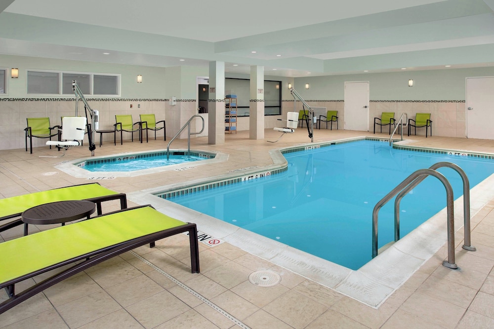 SpringHill Suites Alexandria - photo 9