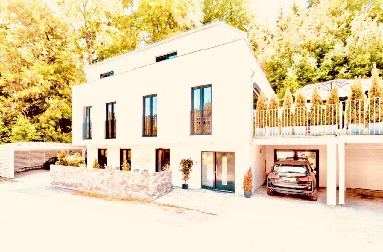 Starnberger See — 4-Star Luxury Hotel in Feldafing, Germany