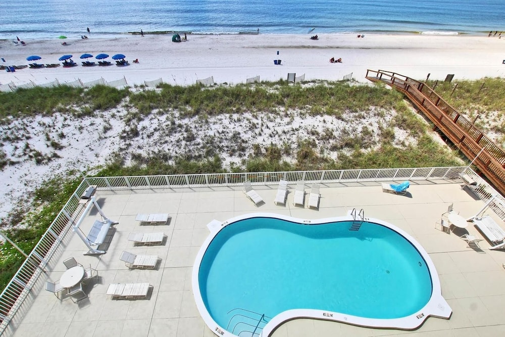 Edgewater 41 - photo 19