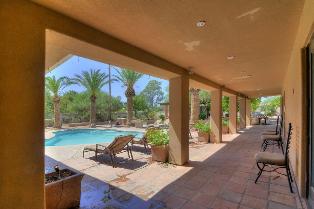 AZ Oasis Heated Pool & Spa Sport Court & Putting Greens Pool Table & Games Scottsdale - photo 22