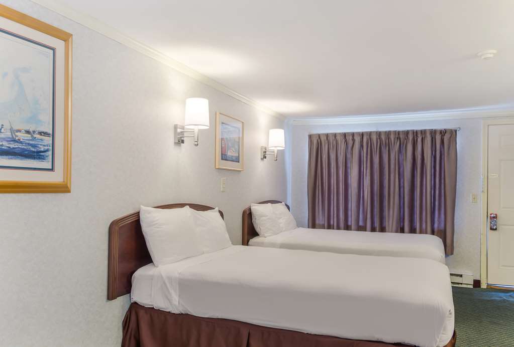 Americas Best Value Inn & Suites Hyannis Cape Cod - photo 24