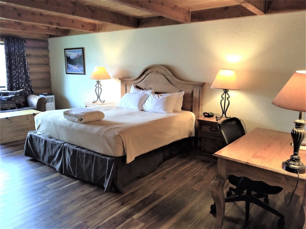 The Boulder Creek Lodge - photo 23