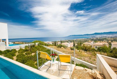 Villa Tavrou Dyo Luxury 3 Bedroom Latchi Villa With Private Pool
