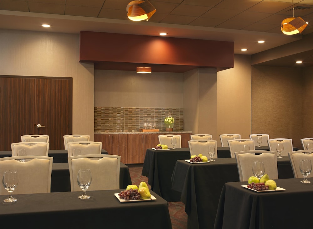 The Broadway Columbia a DoubleTree by Hilton - photo 31