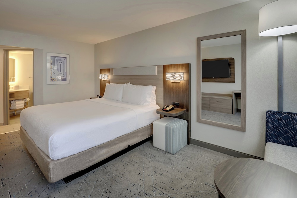 Holiday Inn Express Hotel & Suites Branson 76 Central by IHG - photo 21
