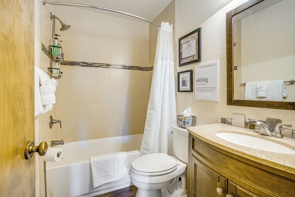 6 Mi to Winter Park Resort Fraser Condo with Pool - photo 19