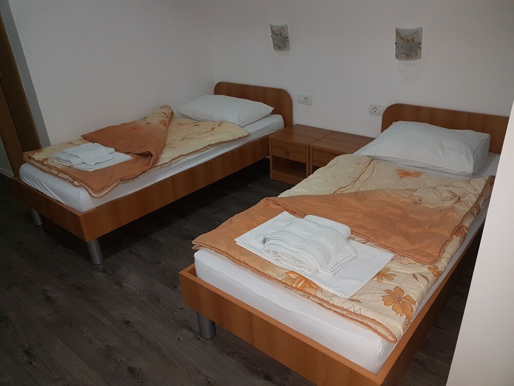 Hotel Villa Monaco - carbon neutral hotel in Citluk