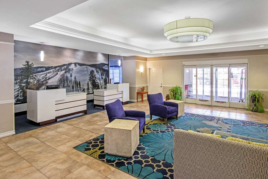 La Quinta Inn & Suites by Wyndham Ruidoso Downs - photo 7