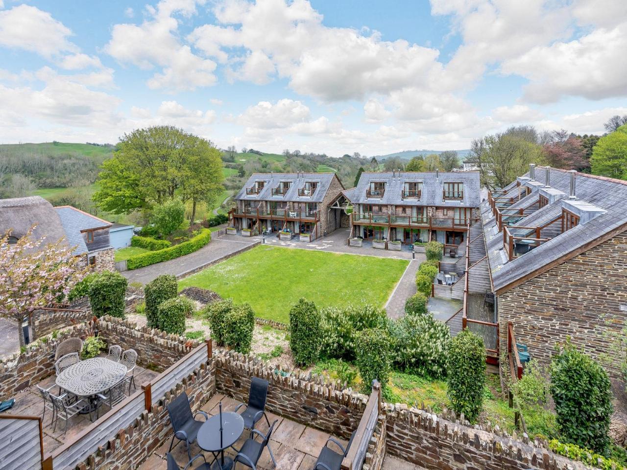 Toffee Apple - last minute hotel in Dartmouth
