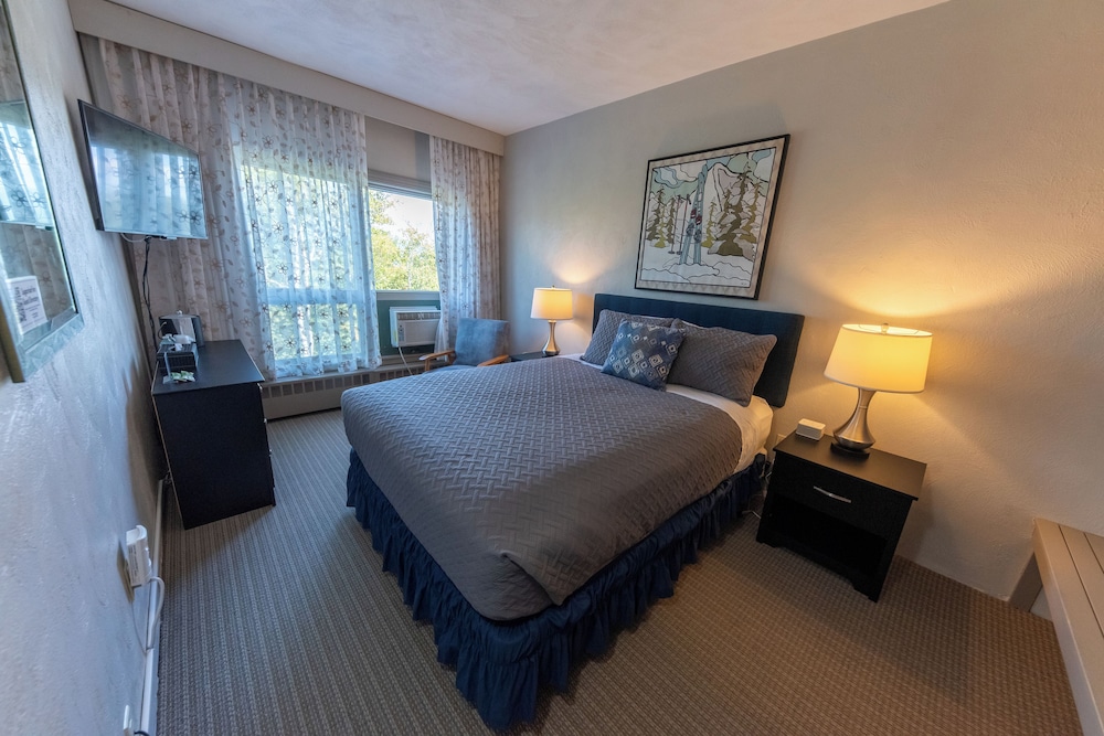 Sugarloaf Inn - photo 38