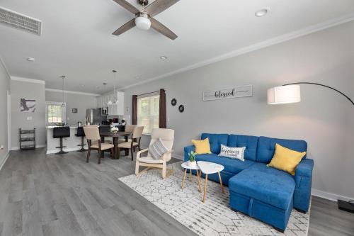 Cozy & Modern Home Close to Uptown & Airport — 4-Star Luxury Hotel in Charlotte, United States