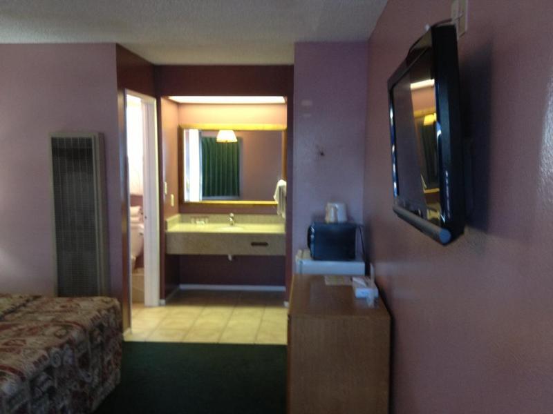 Blue Seal Inn - photo 15