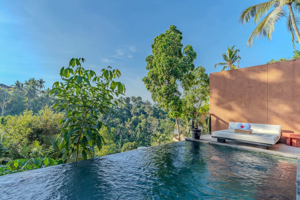 Amora Ubud Boutique Villas — 5-Star Luxury Hotel in Ubud, Indonesia