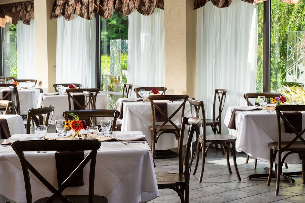Meadowbrook Inn - photo 42