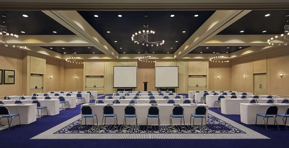 Graduate by Hilton Lincoln - photo 69