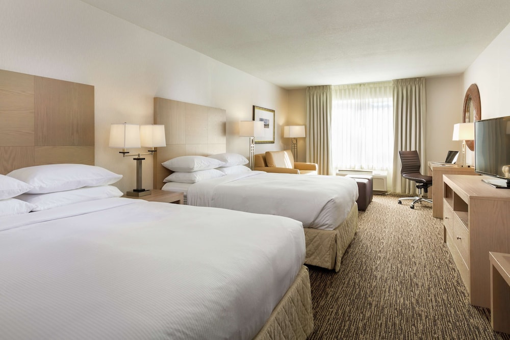 DoubleTree by Hilton Portland Tigard - photo 17