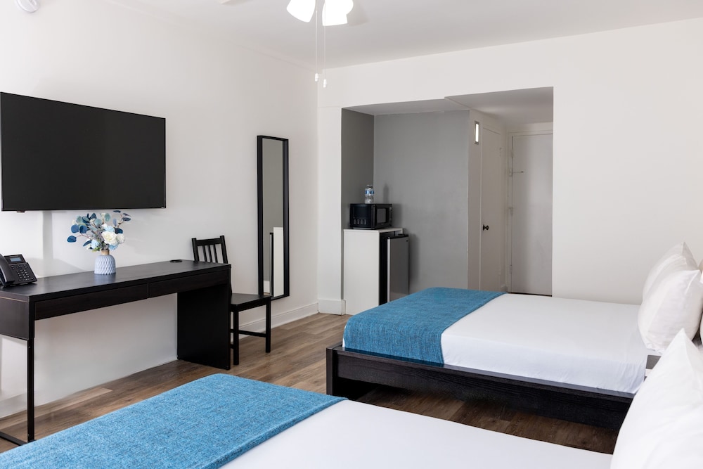 Lorraine Hotel - photo 20