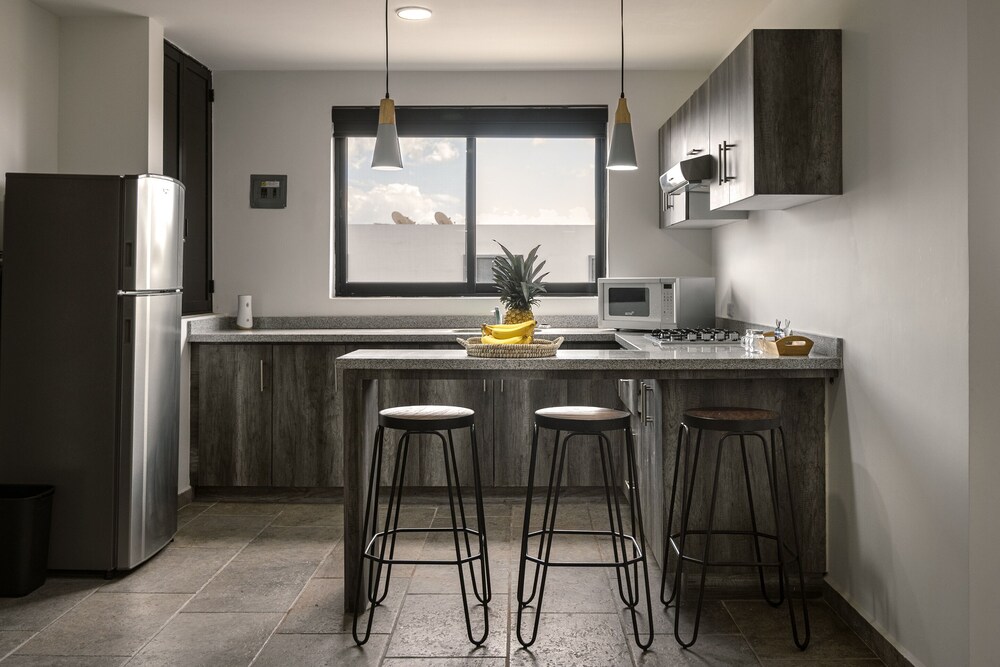 Coyotes Housing Services — 4-Star Luxury Hotel in Aguascalientes, Mexico