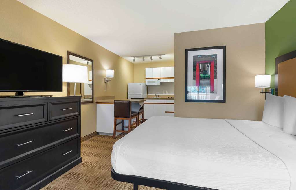 Extended Stay America Suites Washington DC Falls Church - photo 10