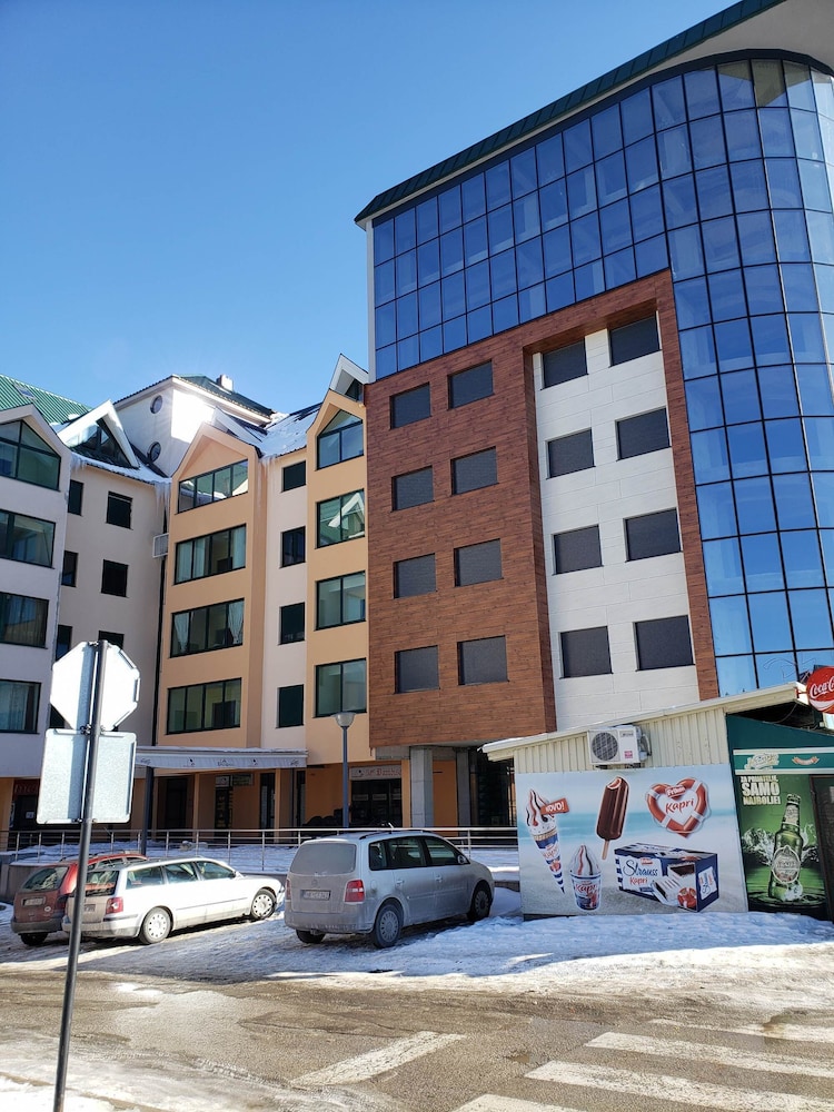 Villa Lara — 4-Star Luxury Hotel in Zabljak, Montenegro