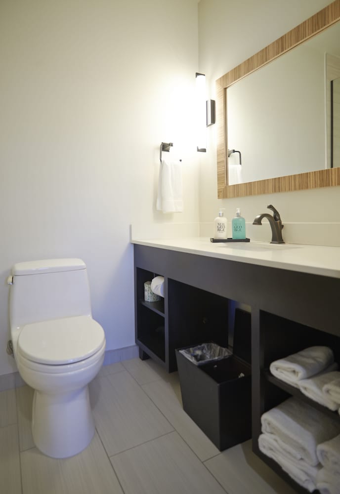 Hotel Azura - photo 13